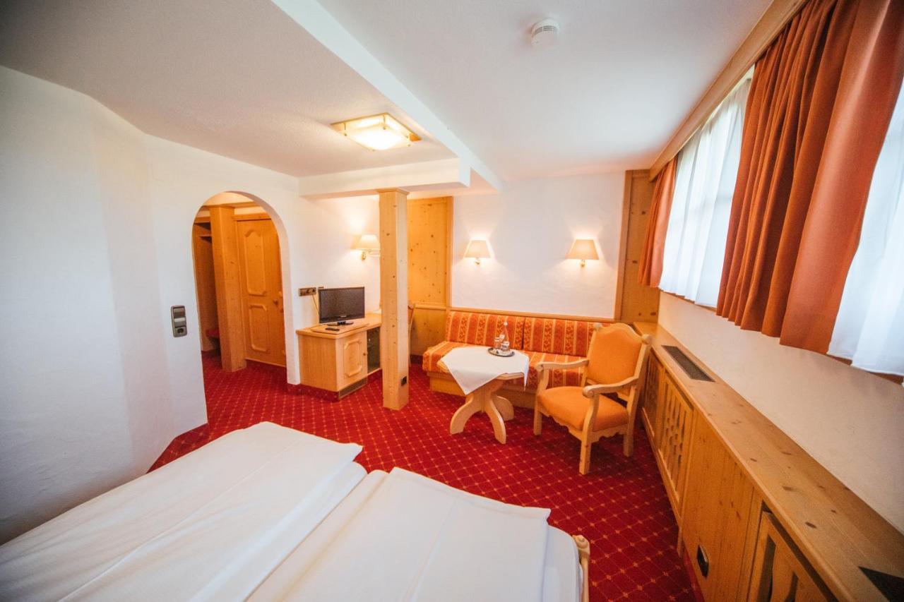 Hotel Waldeck Mit Restaurant "Florian'S" Feldberg  Exterior photo