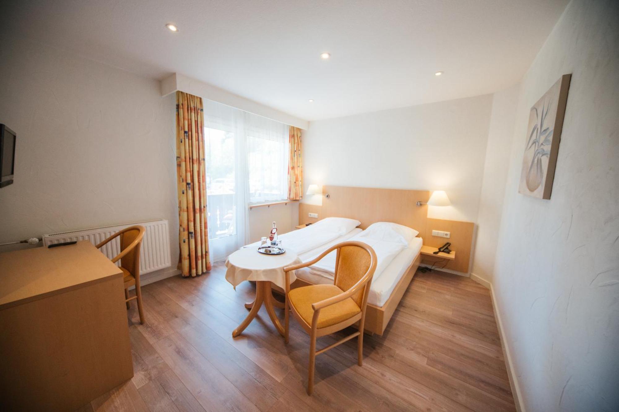 Hotel Waldeck Mit Restaurant "Florian'S" Feldberg  Room photo